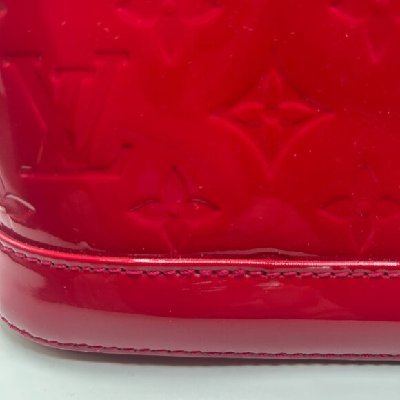 Louis Vuitton Alma BB Red Monogram Vernis Leather Crossbody with COA & Dustbag - Picture 15 of 16